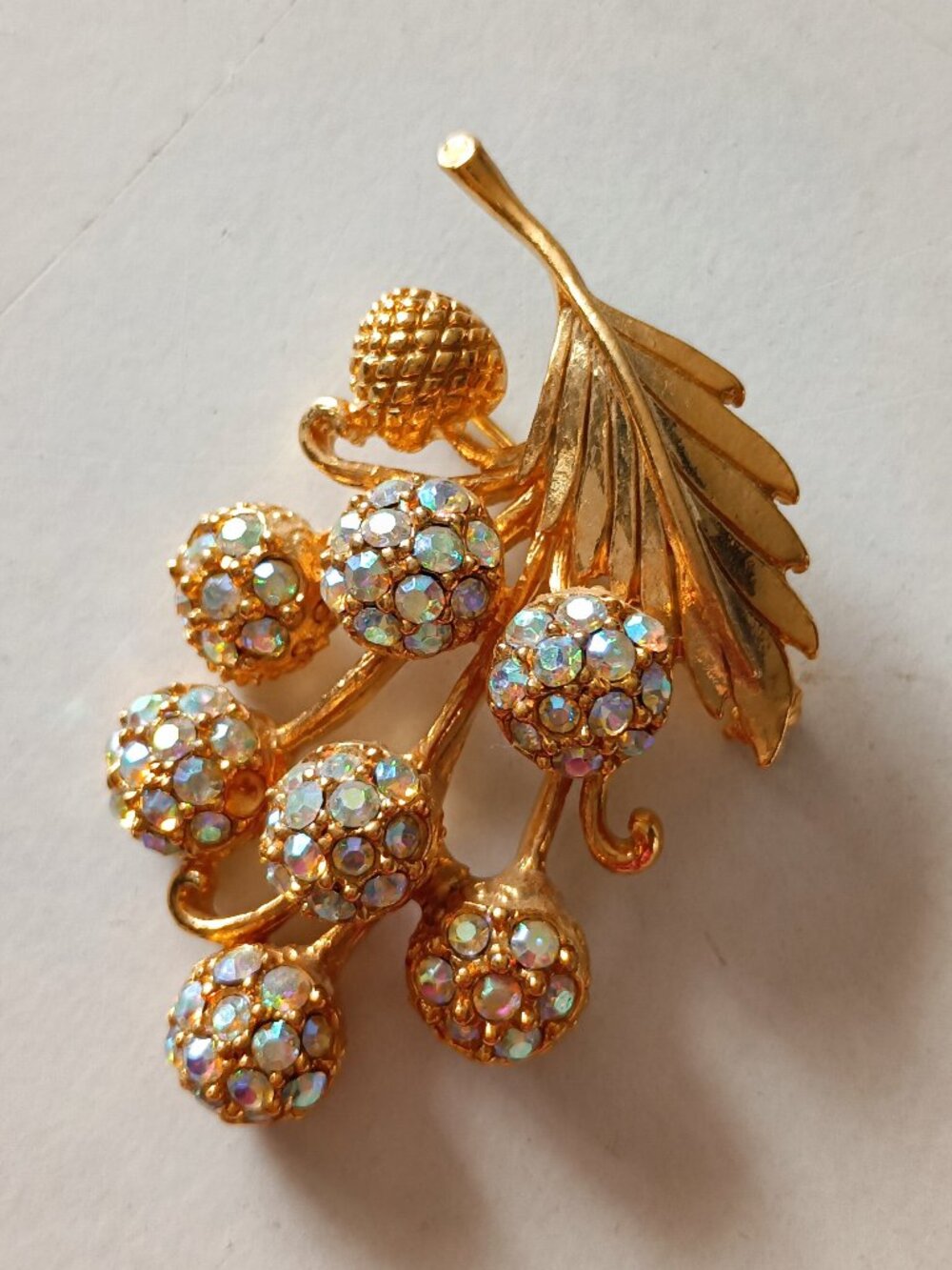 Vintage Hollycraft Aurora Borealis Rhinestone Berries Gold Tone Brooch